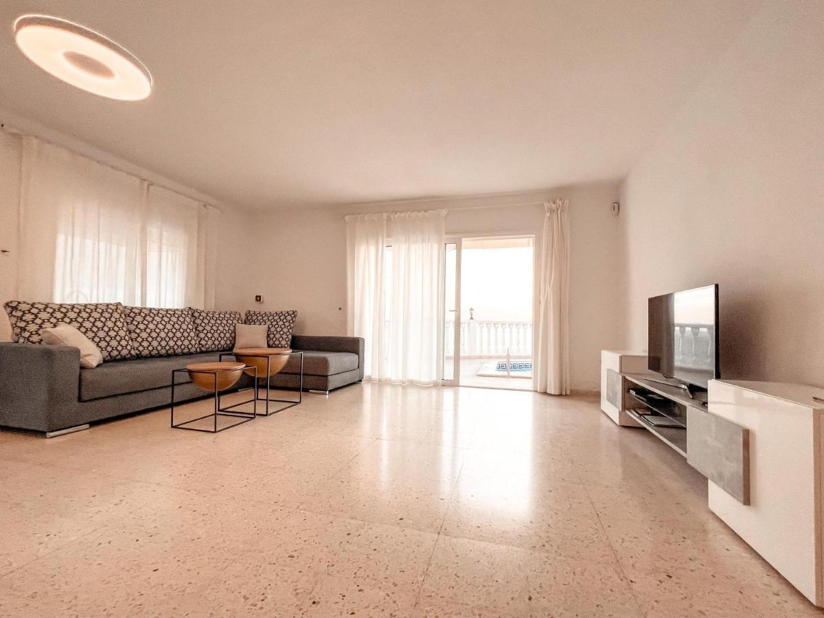 Villa Julia, First Line, 3 Bedrooms, Stunning Ocean View, Pool In קיאו סלבאחה מראה חיצוני תמונה